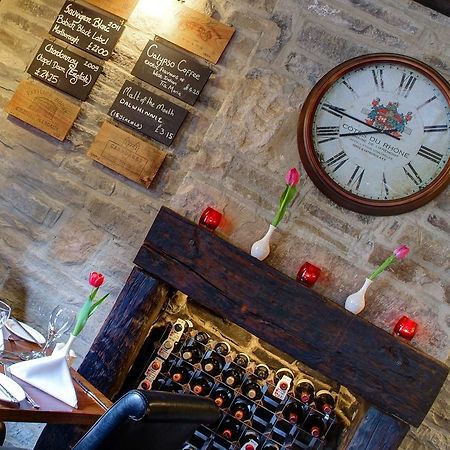 The Old White Lion Hotel Haworth Exteriör bild