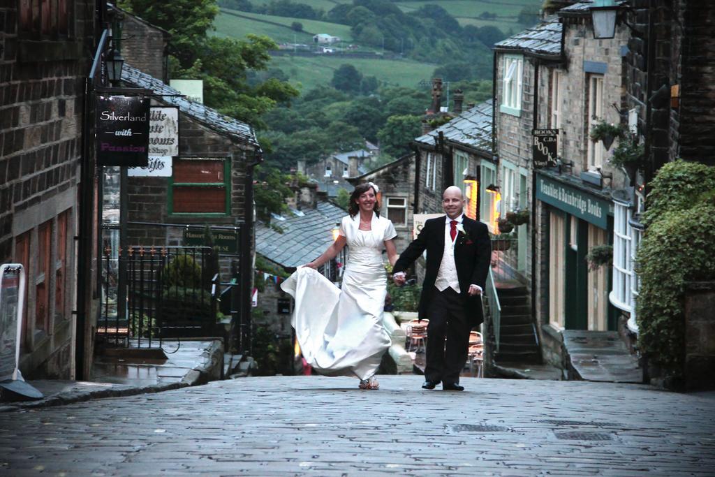 The Old White Lion Hotel Haworth Exteriör bild