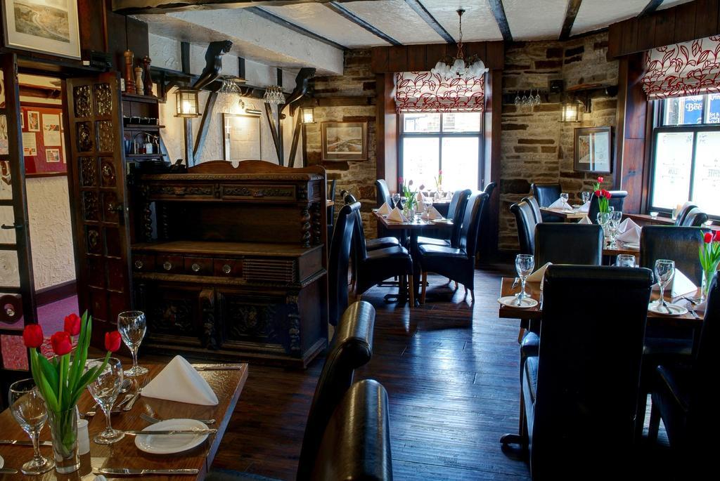 The Old White Lion Hotel Haworth Exteriör bild
